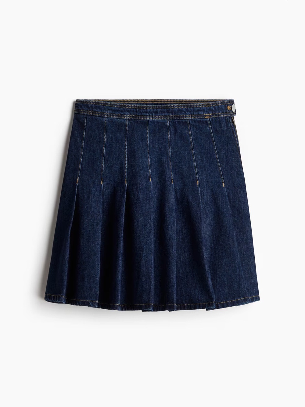 H&M Dark Denim Pleated Mini Skirt – Size 6 – NWT